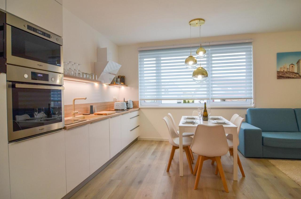 Apartmán Astrid 4 Mikulov Exterior foto