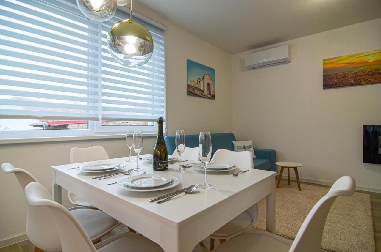 Apartmán Astrid 4 Mikulov Exterior foto